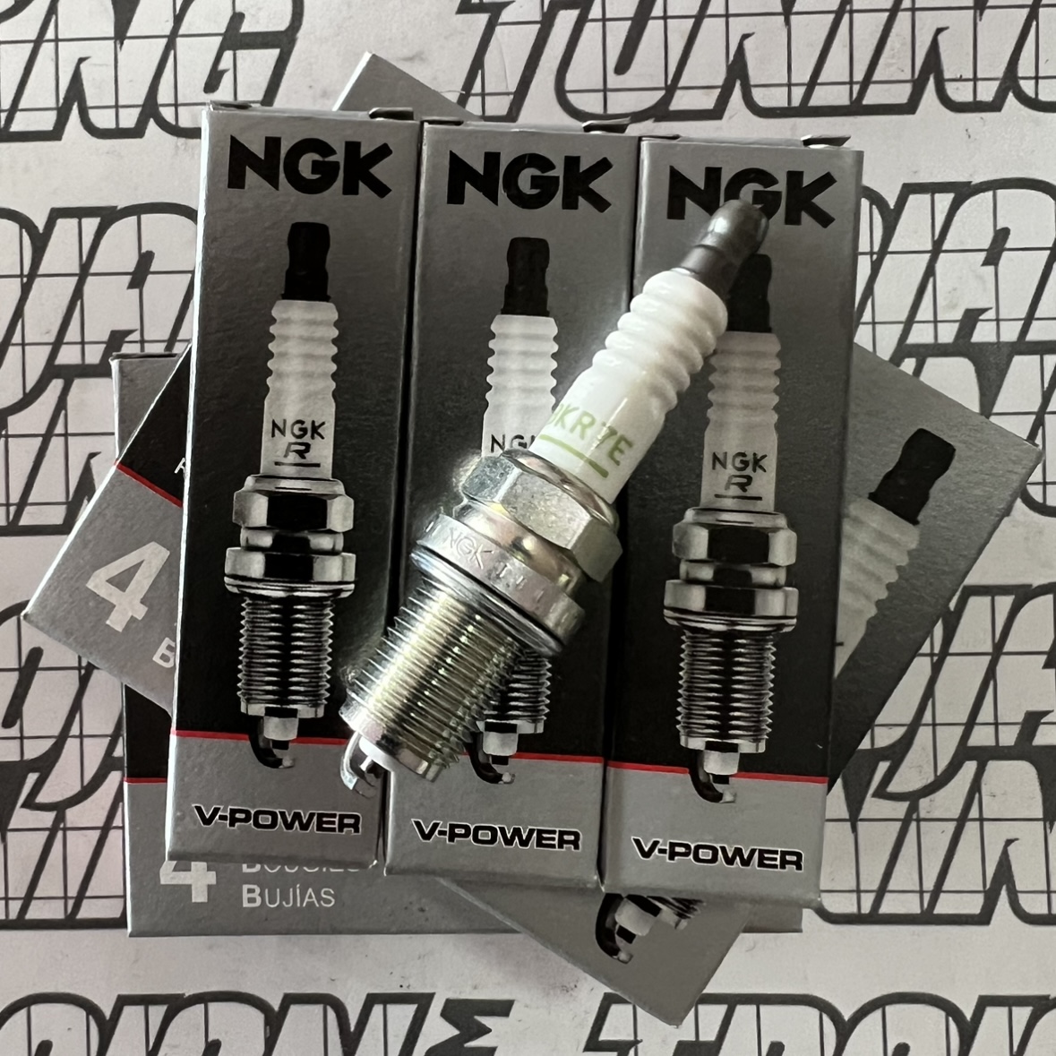 BUJIAS NGK BKR7E 